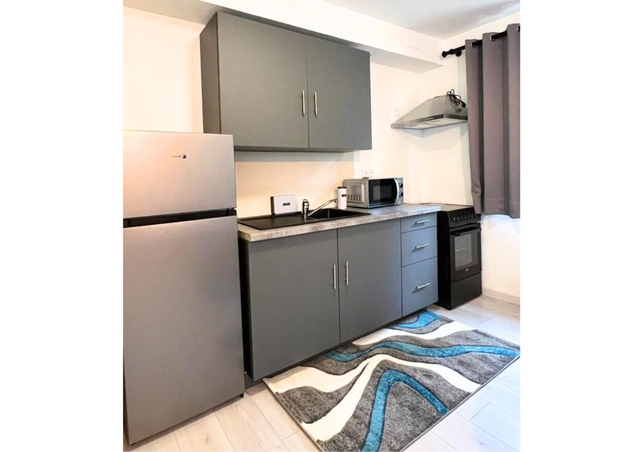 Chez Aida-Centre Ville Poitiers-La Conciergerie. Ngoại thất bức ảnh