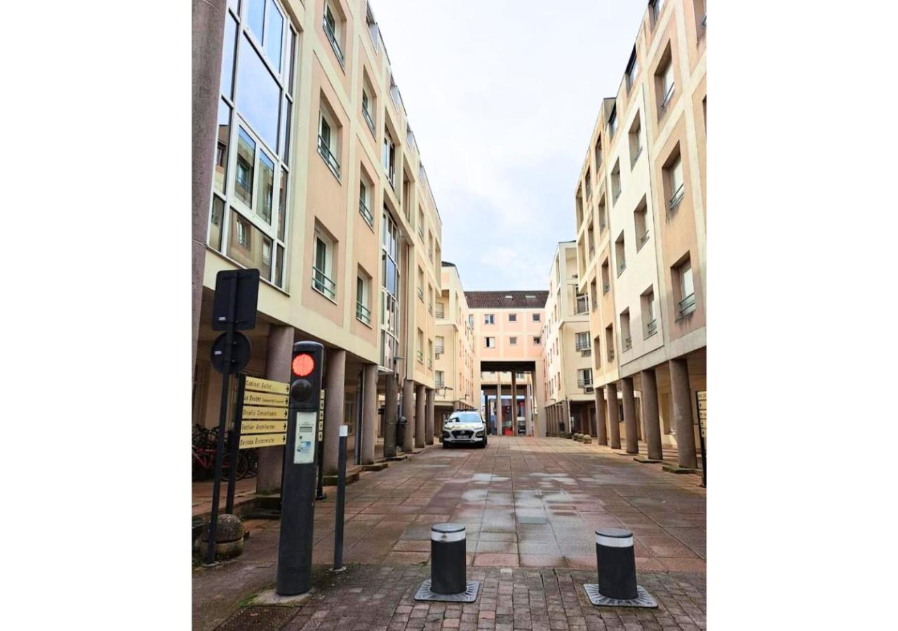 Chez Aida-Centre Ville Poitiers-La Conciergerie. Ngoại thất bức ảnh